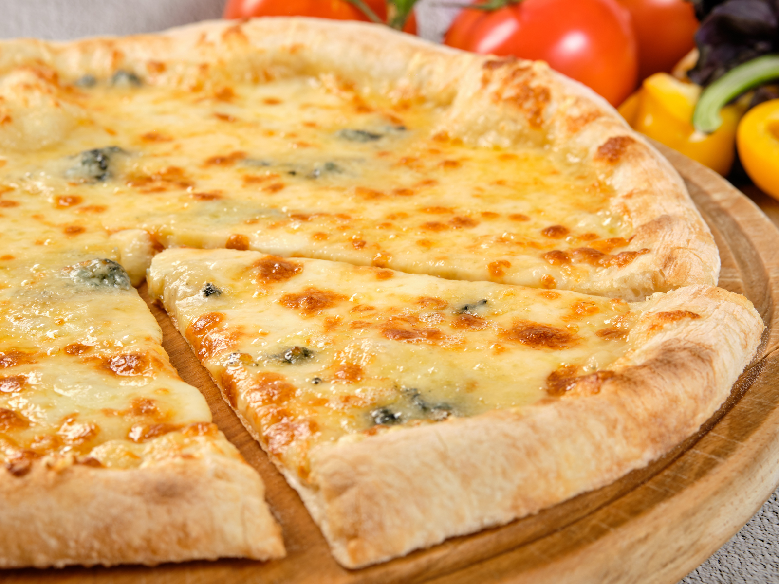 пицца четыре сыра на слоеном тесте фото 81